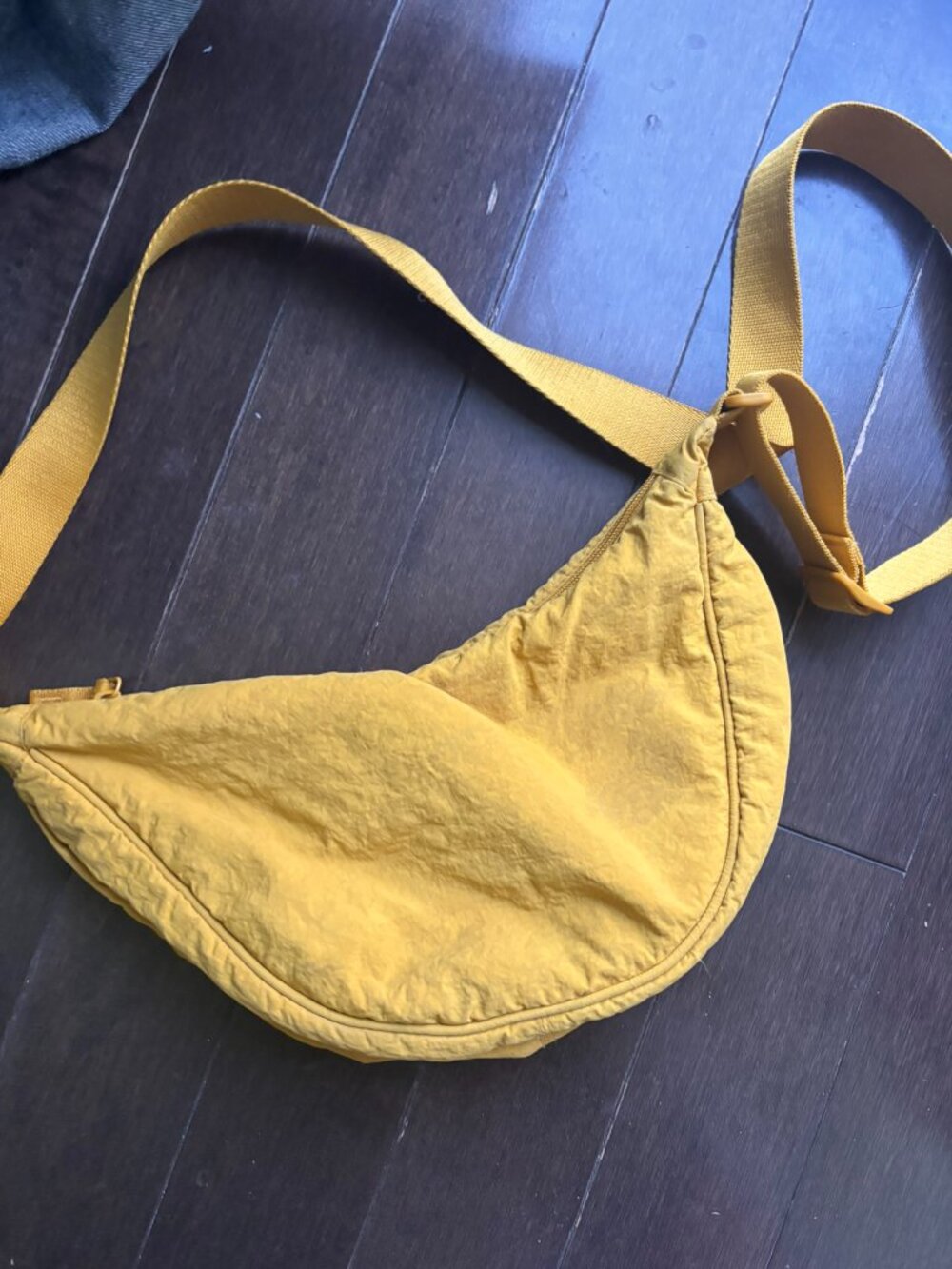 Uniqlo Crescent Bag